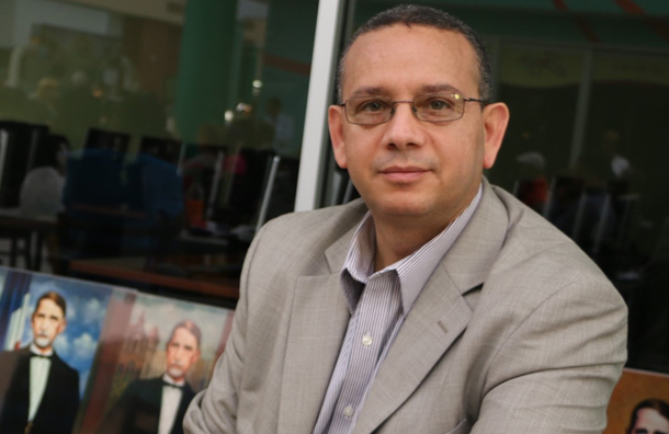 Escritor José Acosta gana Premio Nacional de Novela de República Dominicana