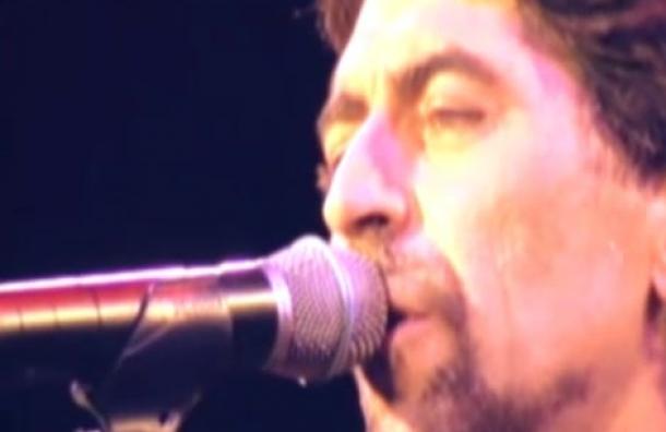 Joaquín Sabina sufre derrame cerebral durante concierto